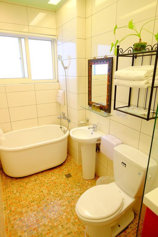 Moon House B&B Hualien Eksteriør bilde